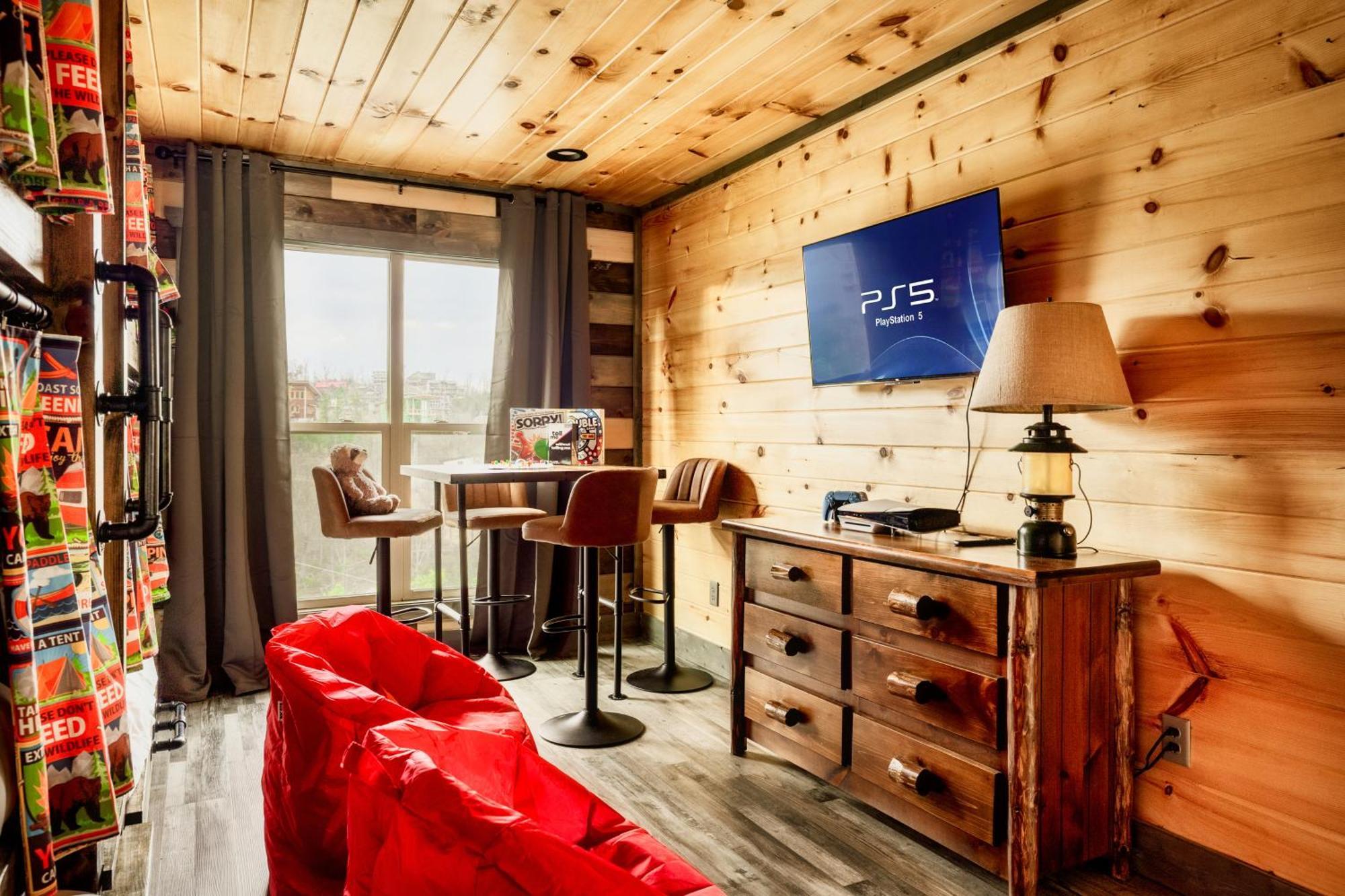 Mountainscape - Brand New Cabin W Views - Hottub - Firetable - Ps5 - Pooltable - 3 Pools Gatlinburg Exterior photo